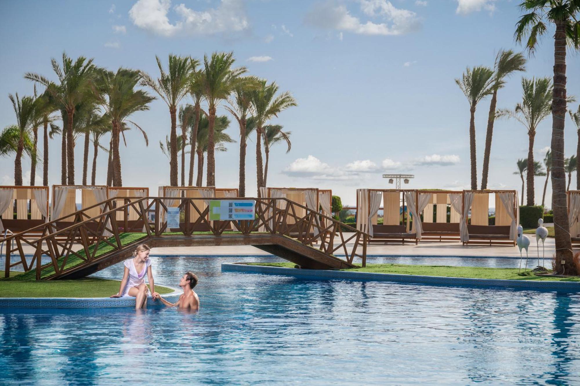 Cleopatra Luxury Resort Makadi Bay Hurghada Exteriör bild